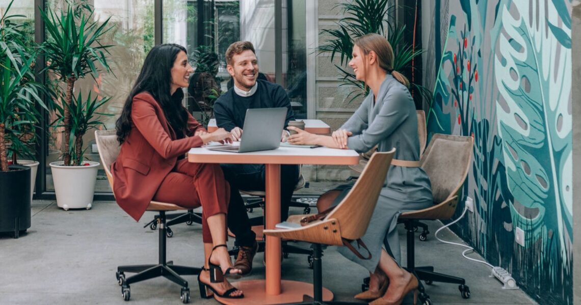 Use these communication tips to work with a best buyers agents